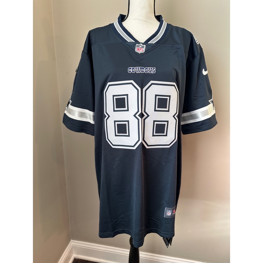 NWT! NFL Dallas Cowboys Jersey CeeDee Lamb